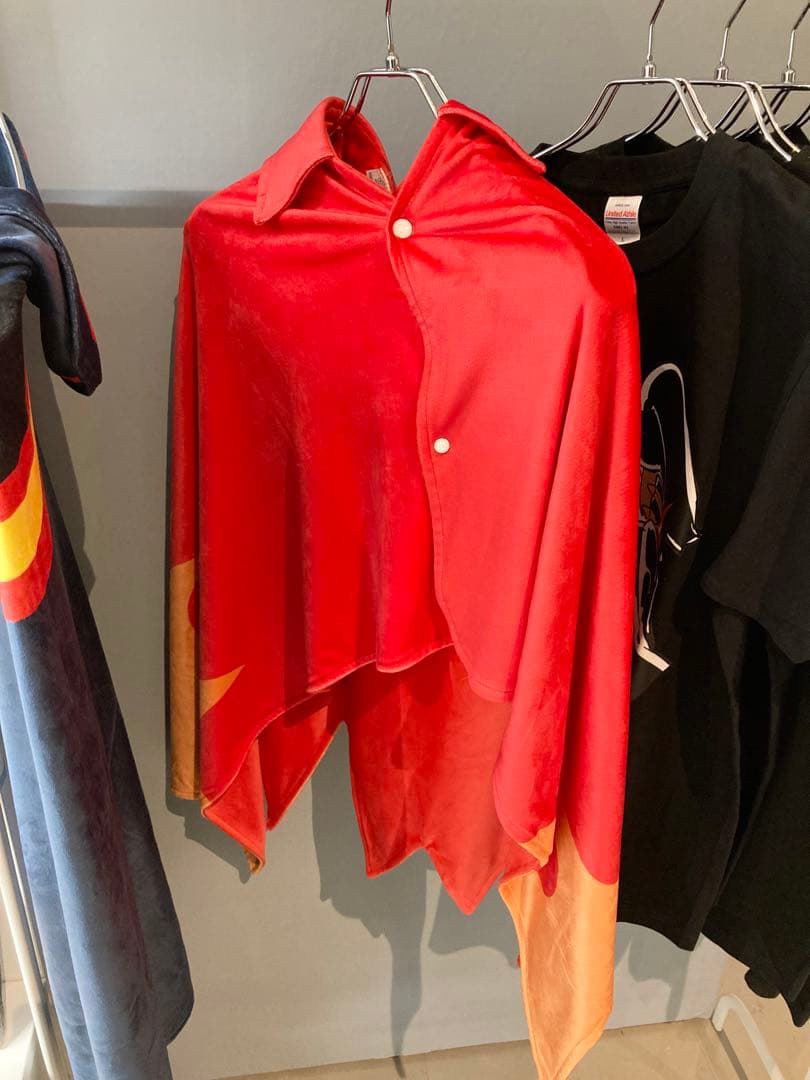 【新品未開封】グレンラガン対キルラキル展 カミナ ダイカットブランケット マント