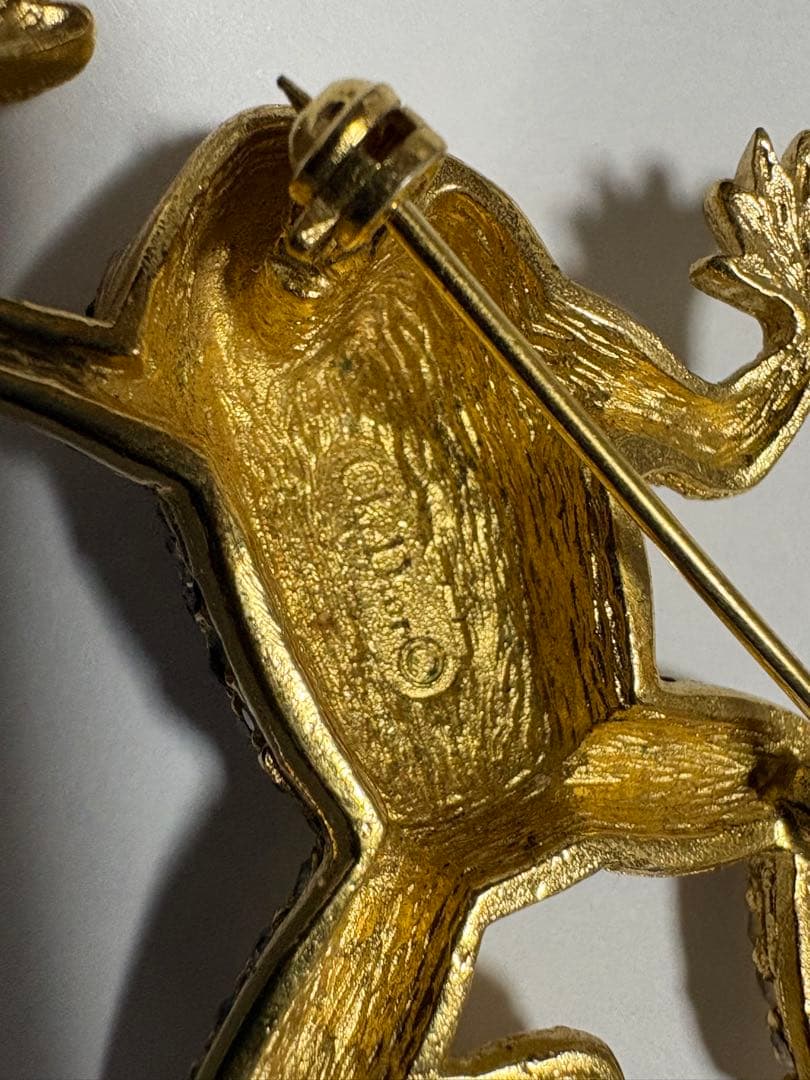 希少 クリスチャンディオール ブローチ カエル 蛙 ラインストーン