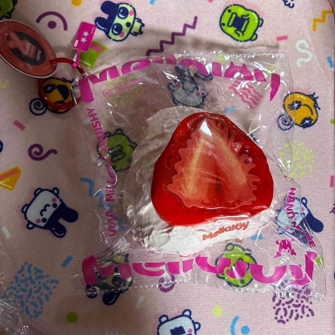 mellojoy 大福いちご　グアバ　ホリデーベイク