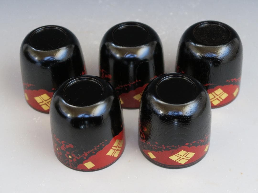 【輪島塗】小吸物椀 秀衡紋様 箸洗 濱田屋謹製 天然木 五客揃 共箱