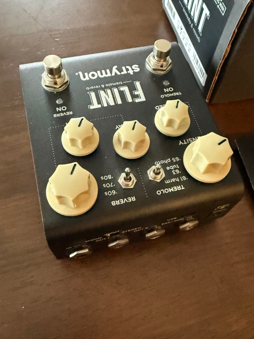 strymon FLINT トレモロ & リバーブ V2 超美品！
