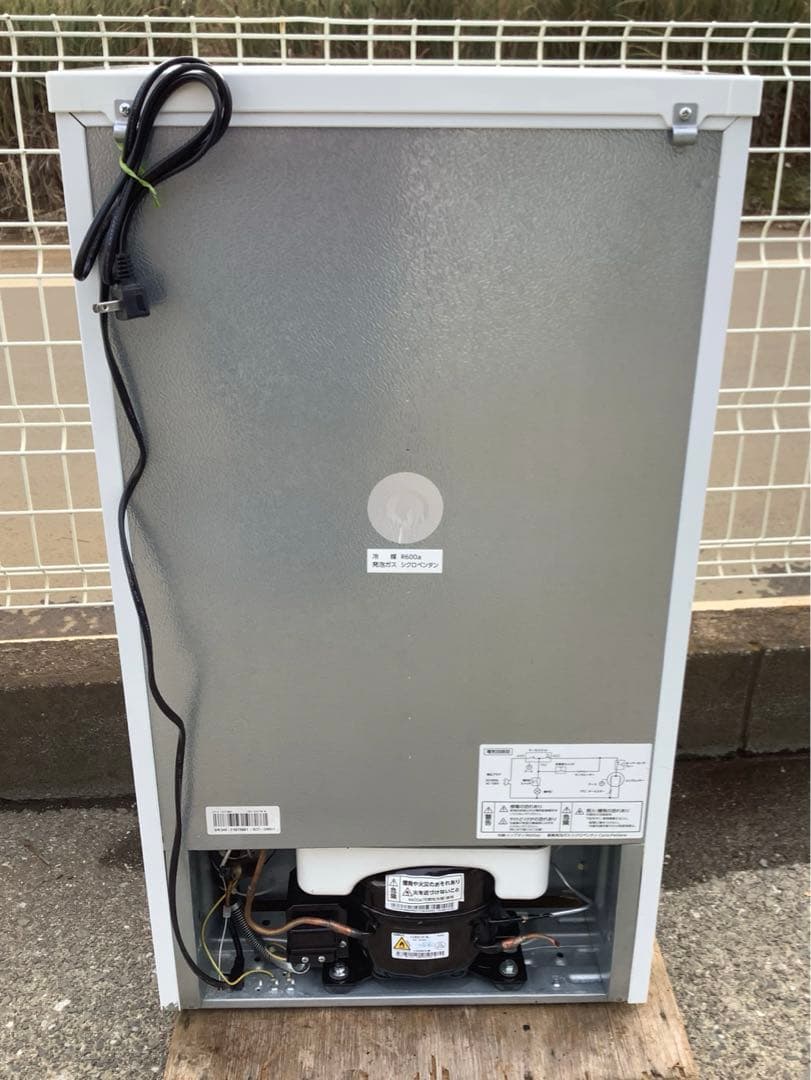 Mahe オーヤマ 2ドア冷蔵庫 IRR-A09TW-W 18年製 90L