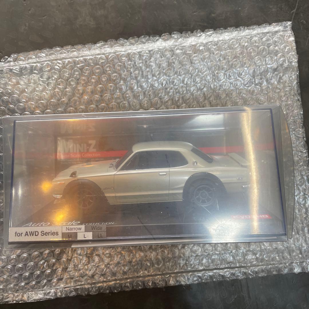 ミニッツ AWD 日産 フェアレディ 240ZG ホワイト と 2000GT-R