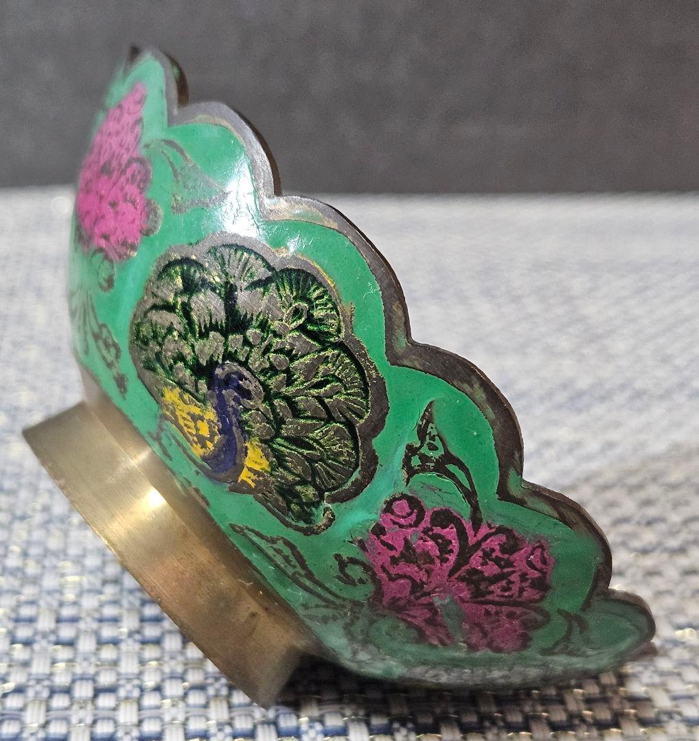 中国古美術　清朝 清代　古七宝　緑地彩色　孔雀に花図　盃　ぐい呑　酒杯　酒器