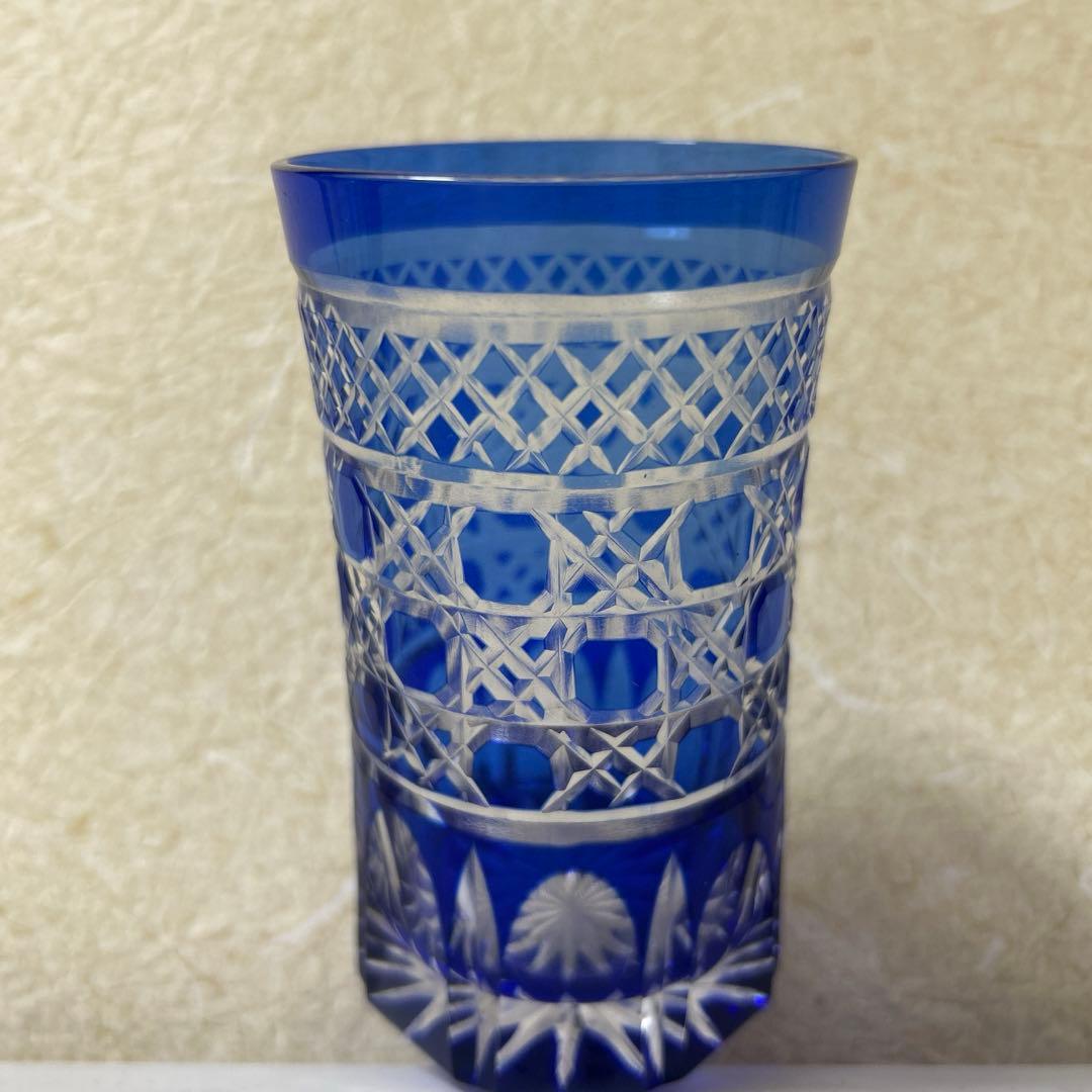未使用 ヤマザキガラス 薩摩切子 藍色 矢来、籠目 菊透かし紋 水割りグラス