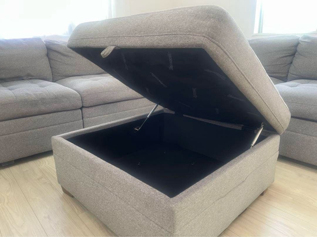 Thomasville布製モジュラー6ピース　収納オットマン付