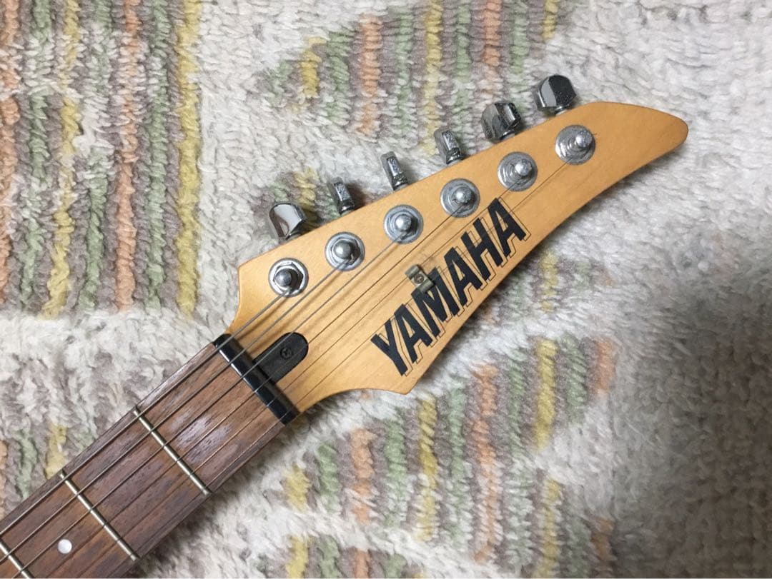 野球用具専門店(旧GBB)  ヤマハ　エレキギター