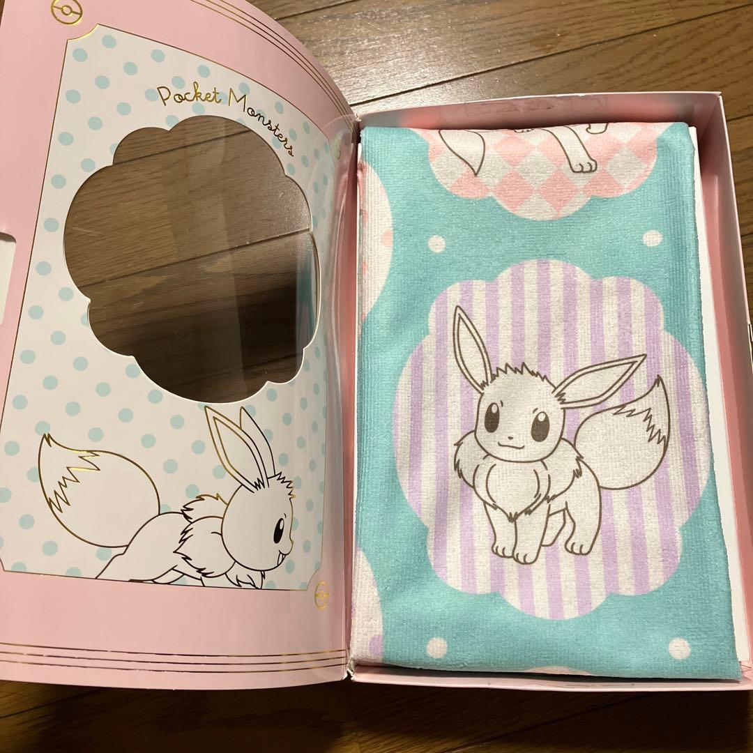 確認中☆約100×50㎝　ポケモン　イーブイ　タオル