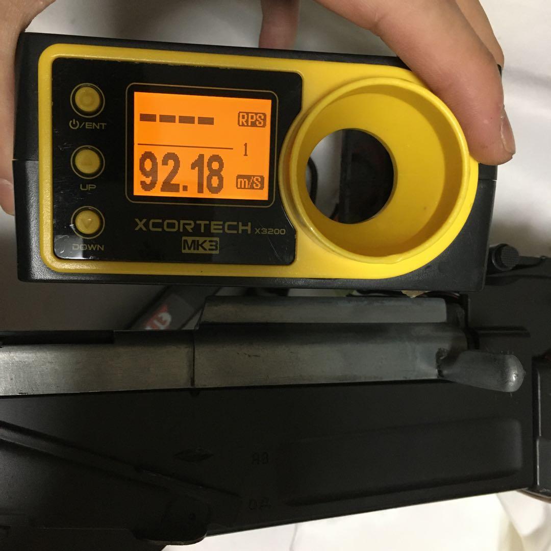 【動作快調!!】 東京マルイ アサルトライフル 電動ガン AK47リポバッテリー