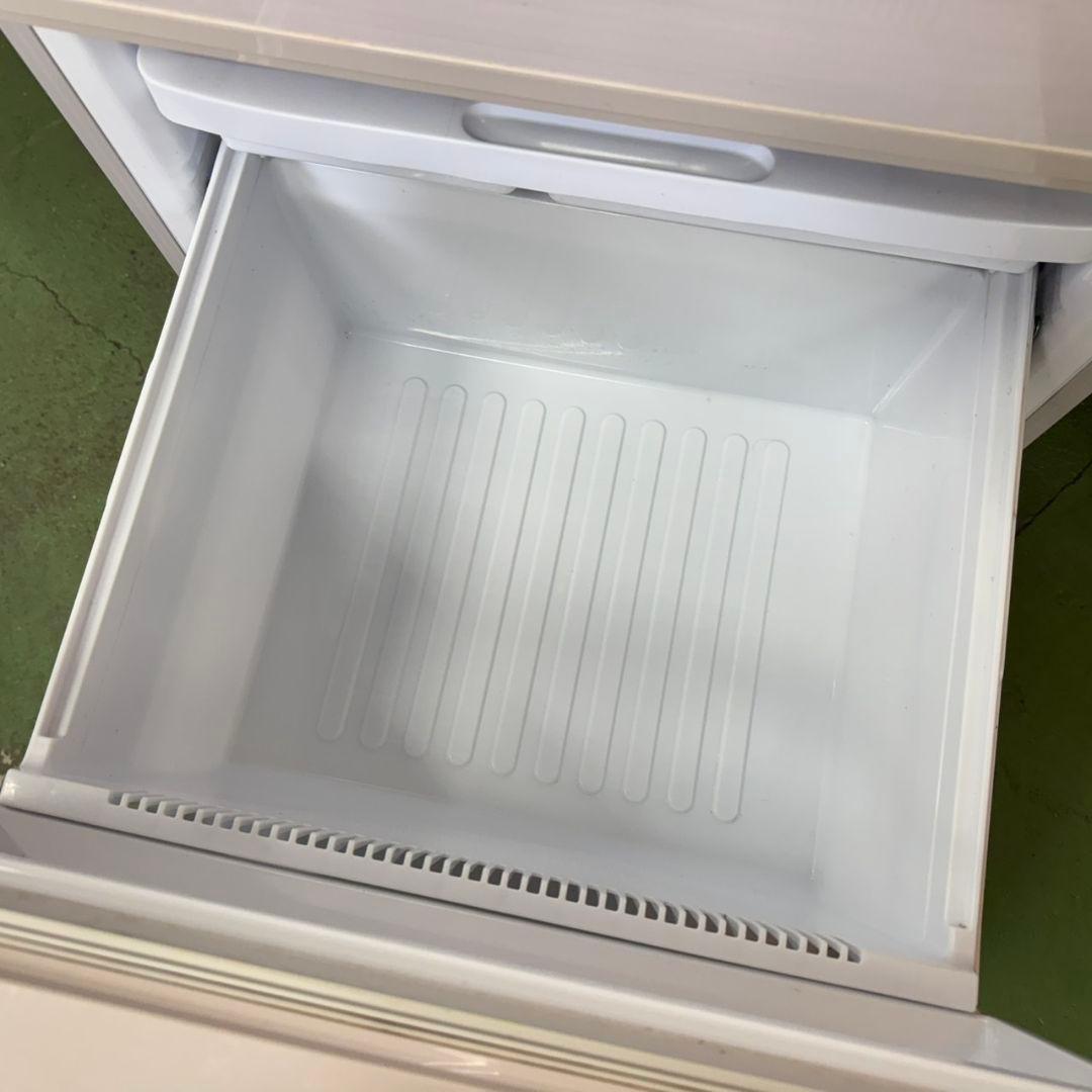 328 大人気モデル　大型冷蔵庫　SHARP　どっちもドア　自動製氷機　格安