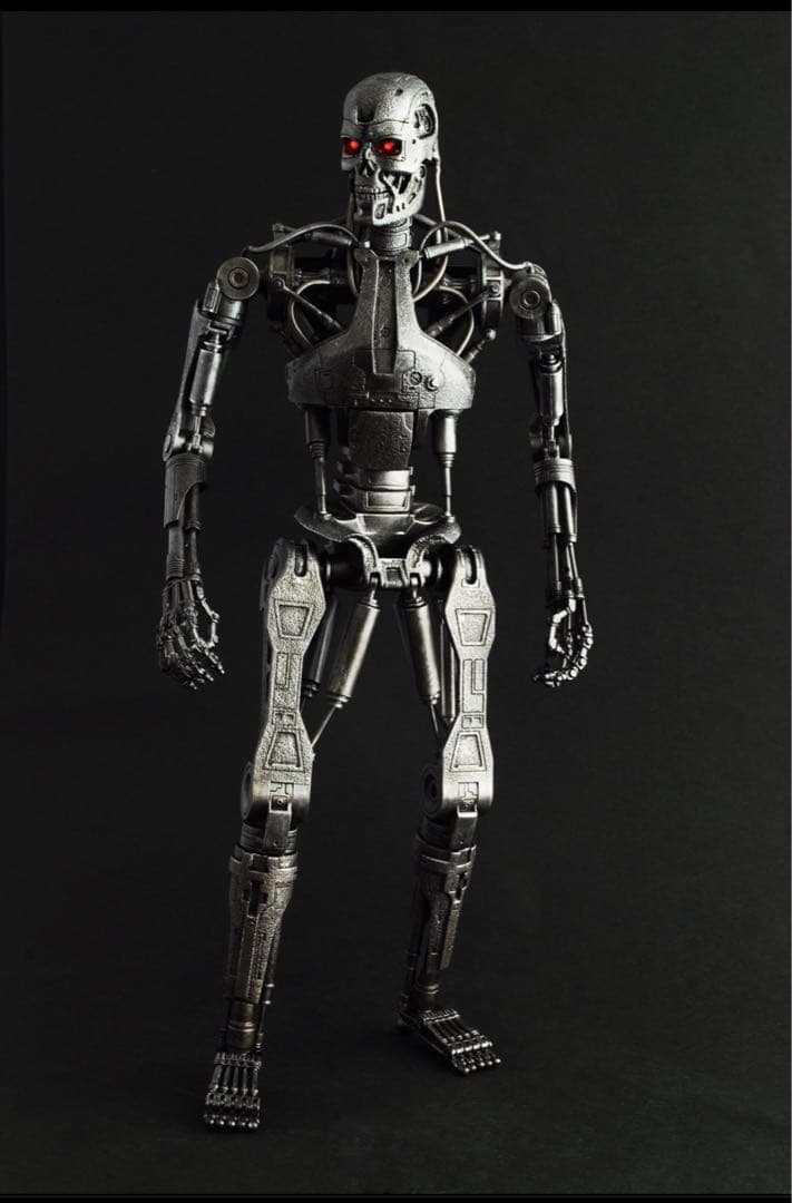 ムービー•マスターピース『ターミネーター４』T-700　MM094　1/6
