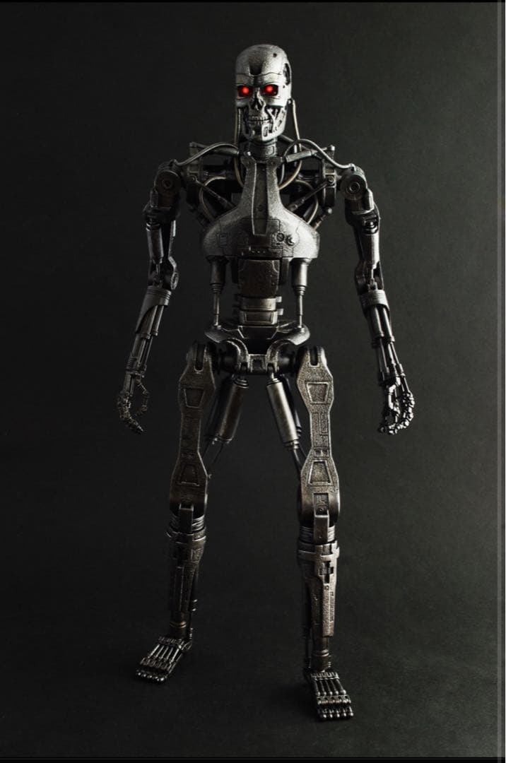 ムービー•マスターピース『ターミネーター４』T-700　MM094　1/6