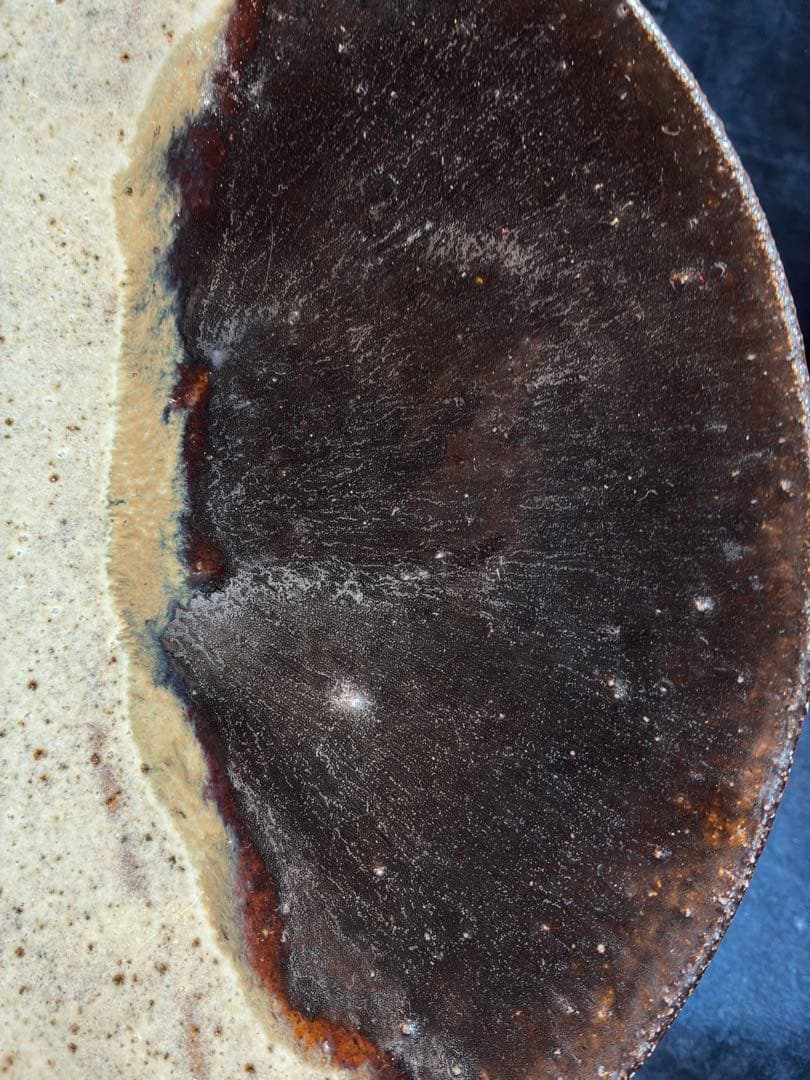 岩谷窯　山本教行　皿2枚　直径24センチ×高さ4.8センチ