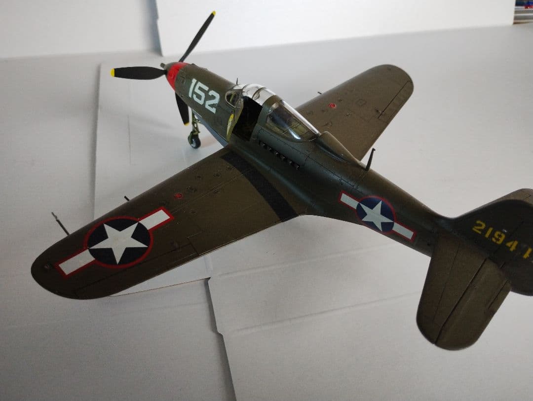 プラモデル完成機　1/48　エアラコブラ