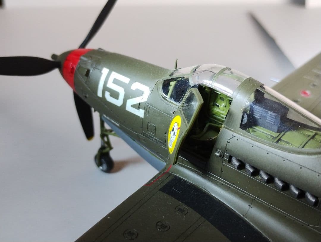 プラモデル完成機　1/48　エアラコブラ