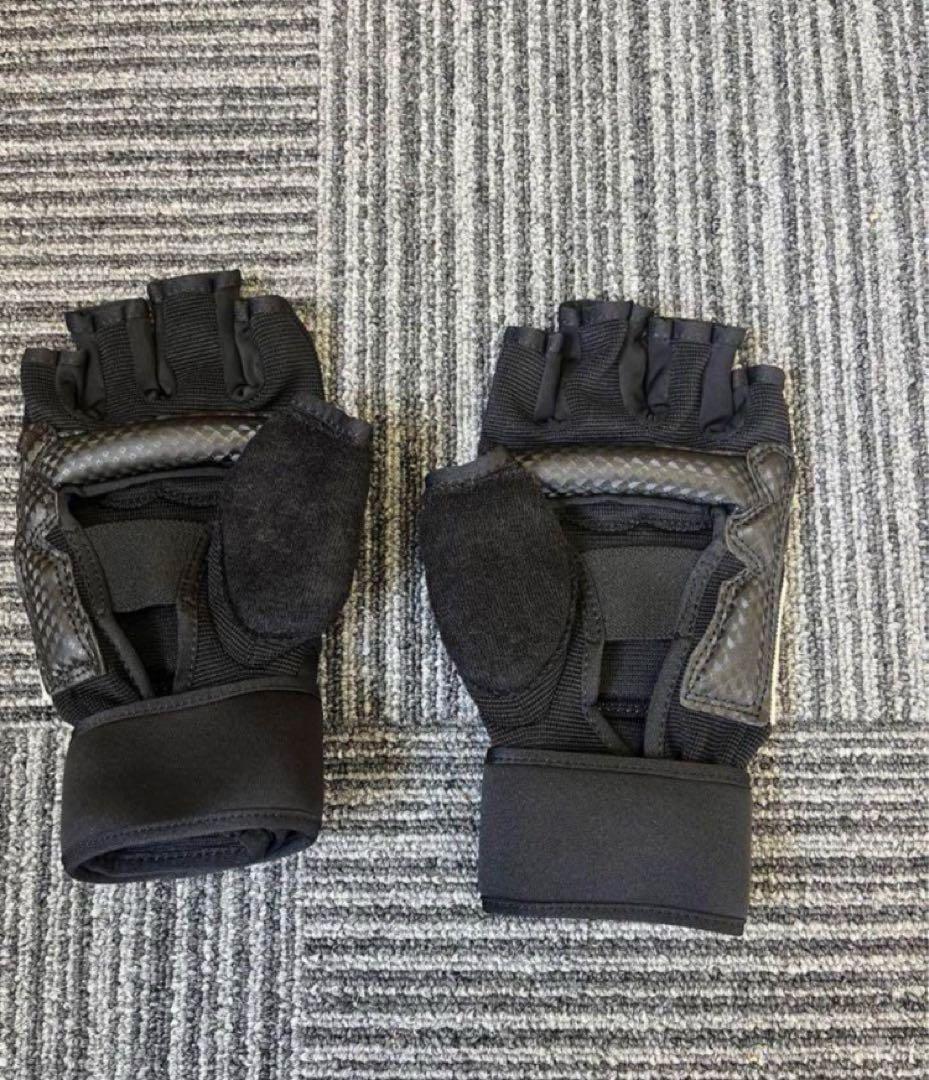 LAVAロゴ入りバーネス用グローブ&シューズMサイズ LAVA バーネス