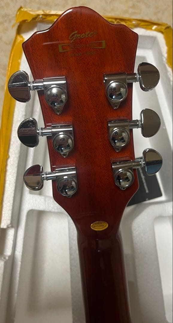 セミホロウボディ ステンレスフレット メタルフィニッシュ(ブルー)