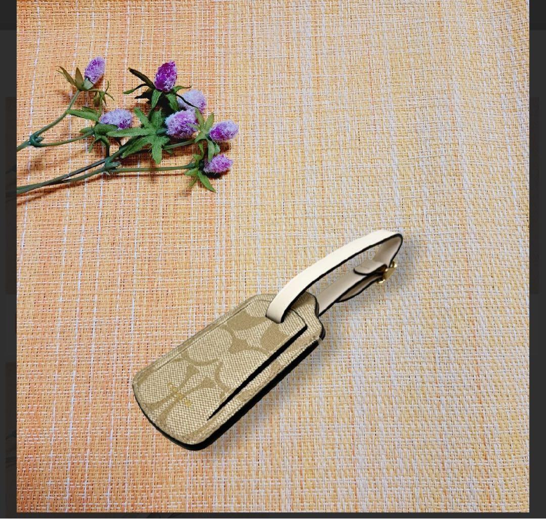 COACH ネームタグ シグネチャー ラゲッジタグ ライトカーキ×チョーク0