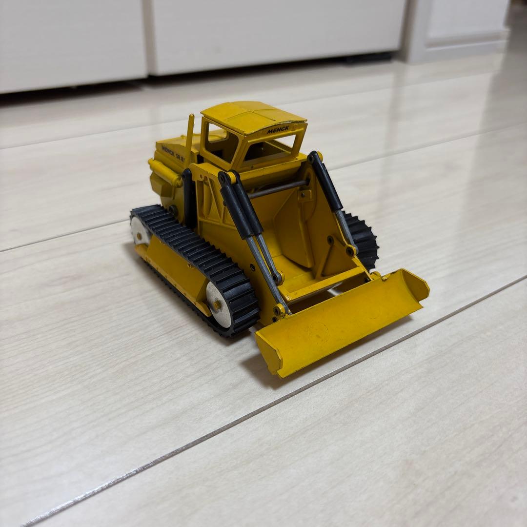希少　建機ミニチュア模型　50/1 スケールモデル　スクレープドーザ (メンク)