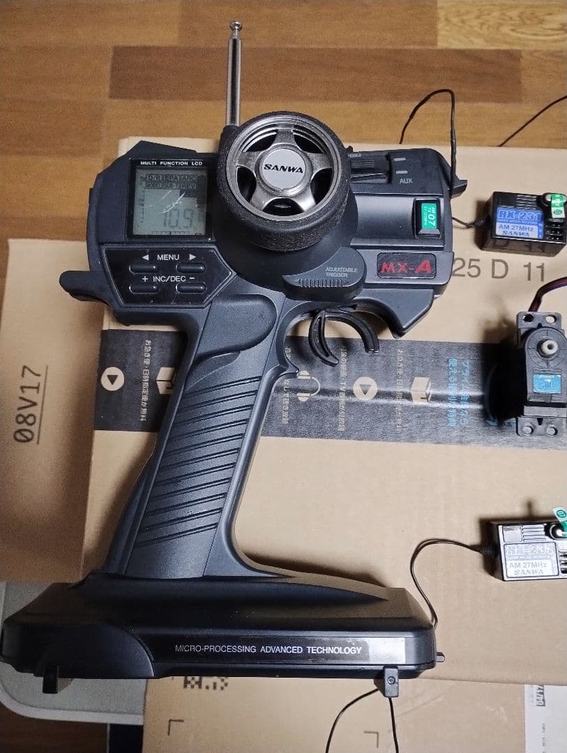 SANWA MX-A ラジコンプロポセット、専用受診機5機と成ります。 - メルカリ