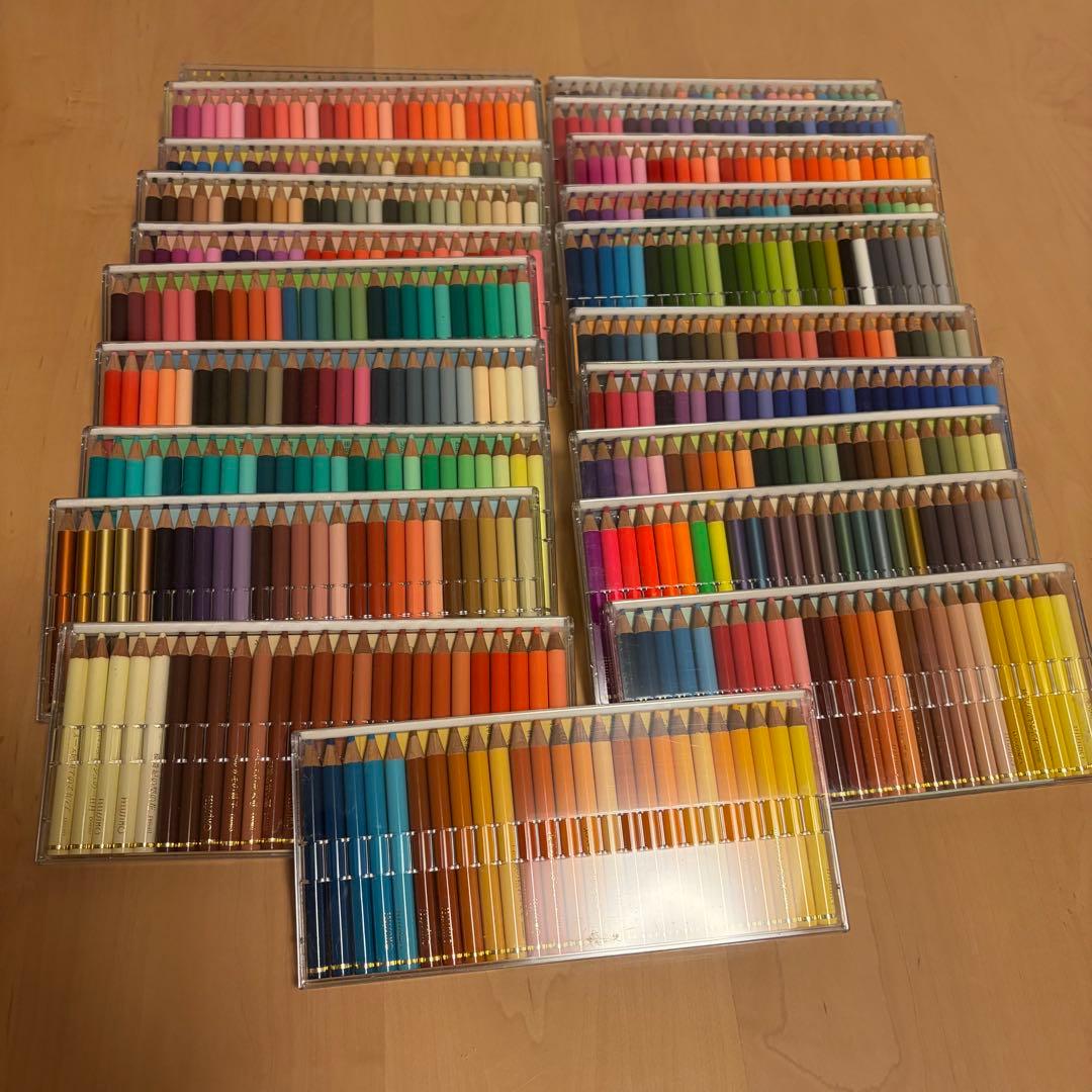 フェリシモ　ミニ色鉛筆　525本　限定カラー付き フェリシモ カラーミュージアム 色鉛筆525本ミニサイズ 付録付き