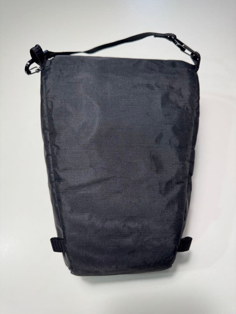 【未使用】ハイパーライトマウンテンギア　CAMERA POD 黒Ｌ　HMG