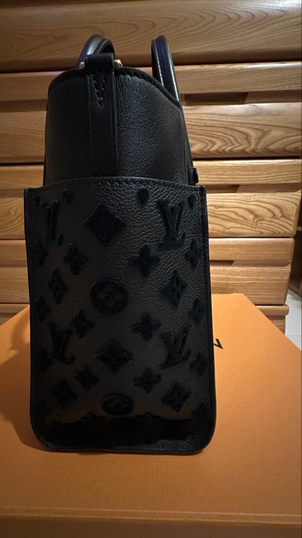 Louis Vuitton オンマイサイドMM　美品