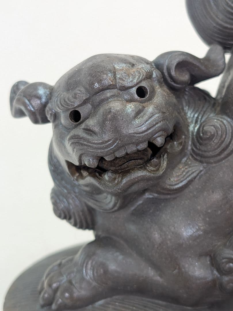 西村春湖 青備前糸巻獅子香炉 共箱合布 備前焼 抹茶道具 香道具 跳ね獅子 在銘