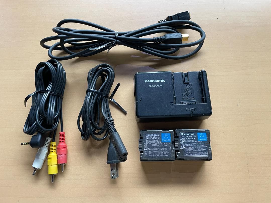 ビデオカメラ パナソニック HDC-SD100 SDカード 録画 ハイビジョン