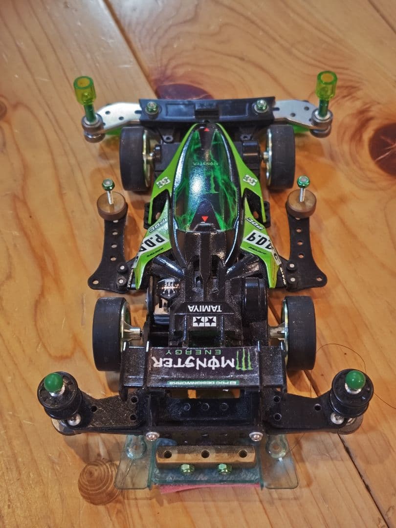 ★値下げミニ四駆　完成品　レイスピアー　B-MAX仕様　MONSTER　カスタム