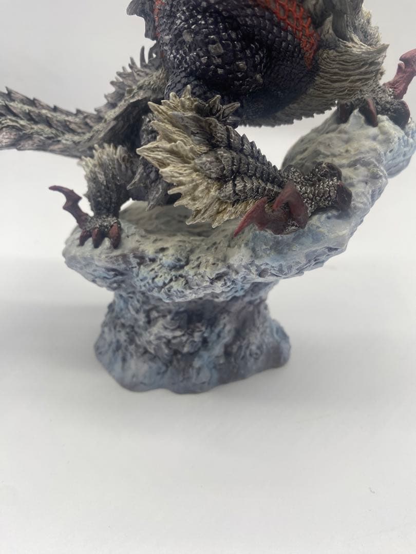 モンハン ジンオウガ亜種 フィギュア クリエイターズモデル モンハン部限定