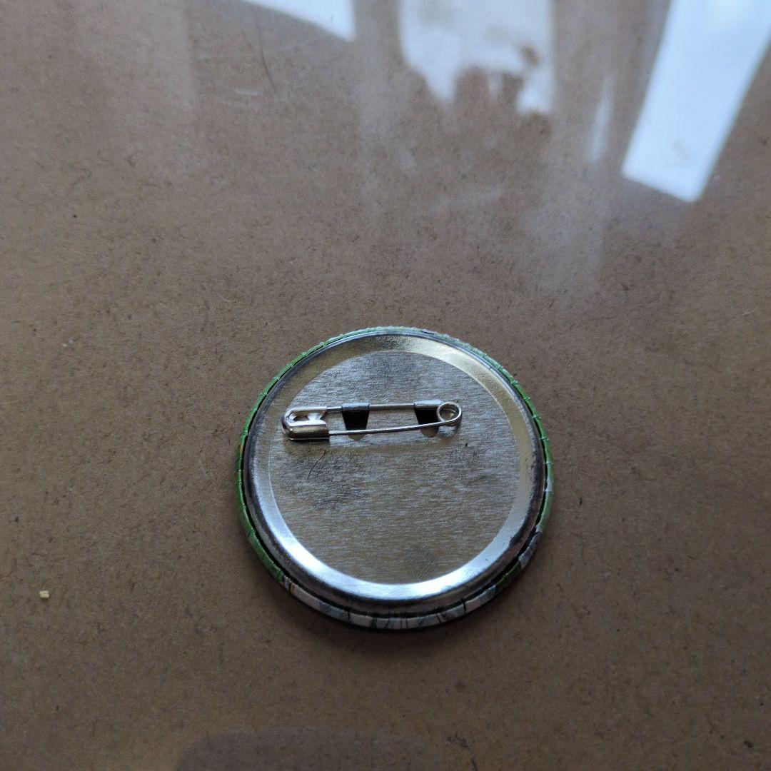 リヴァイ 缶バッジ アニメスタイル 2個セット