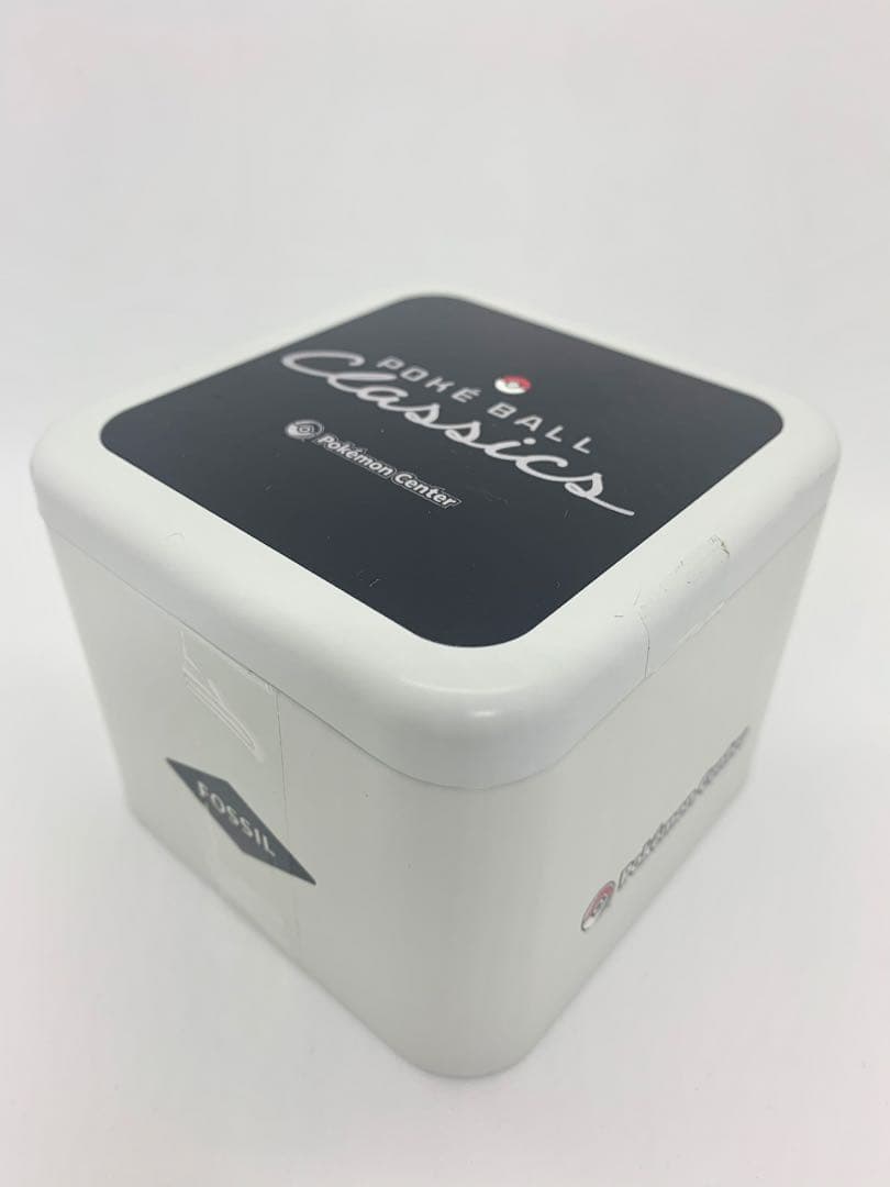 海外ポケモンセンター限定 ポケモン Fossil モンスターボール 腕時計