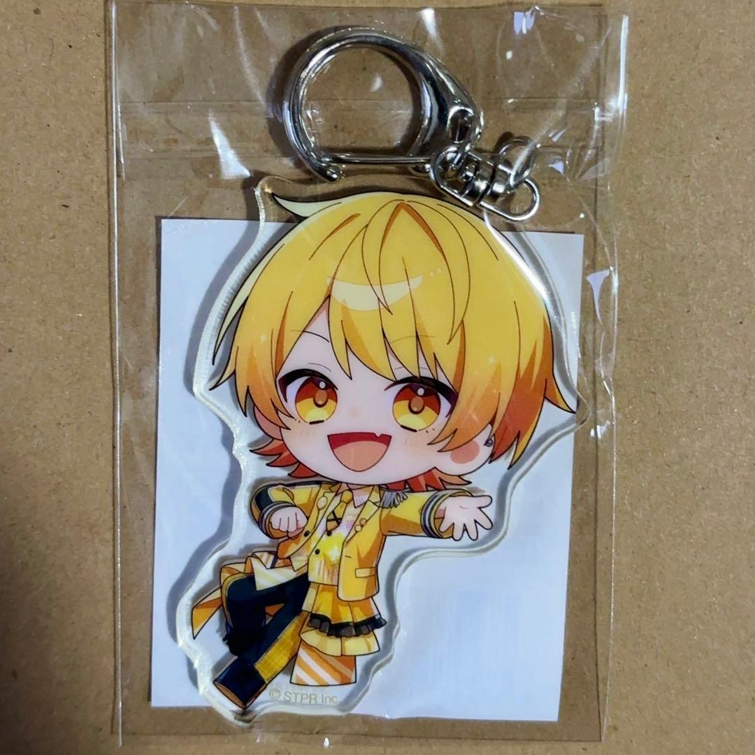 AMPTAKxCOLORS AGF アクリルキーホルダー あっきぃ - メルカリ