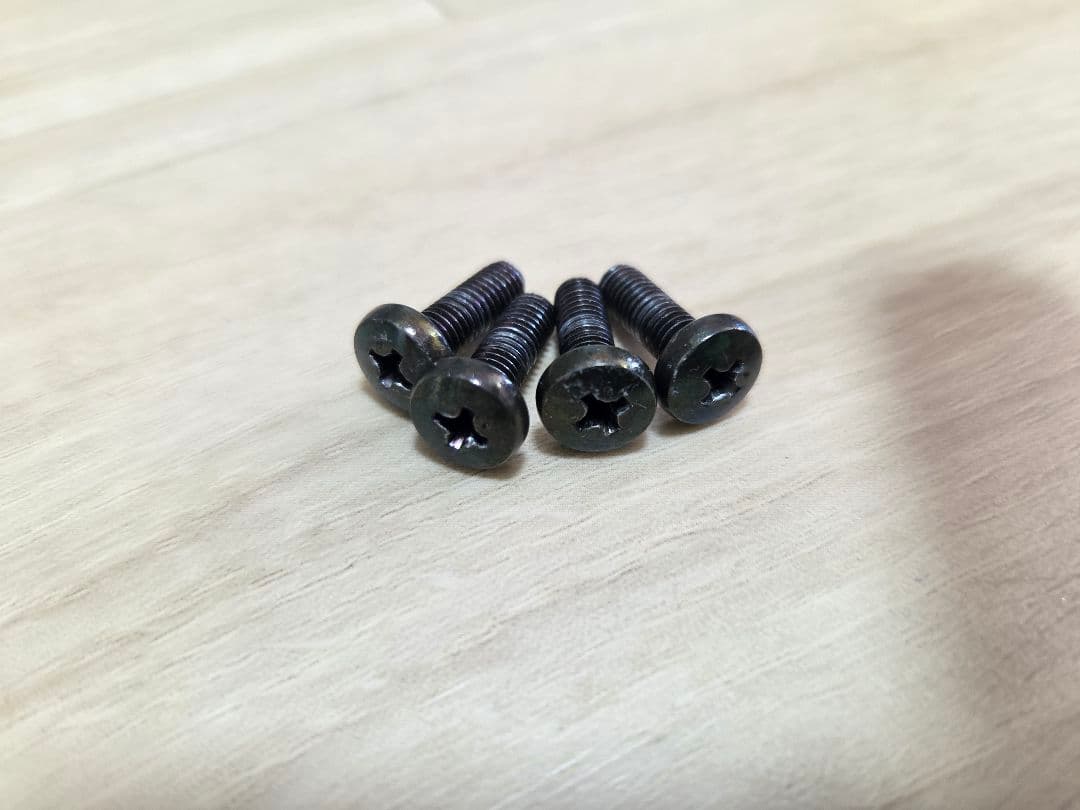 Duplex 1Uラックケース 放熱パンチングメタル使用