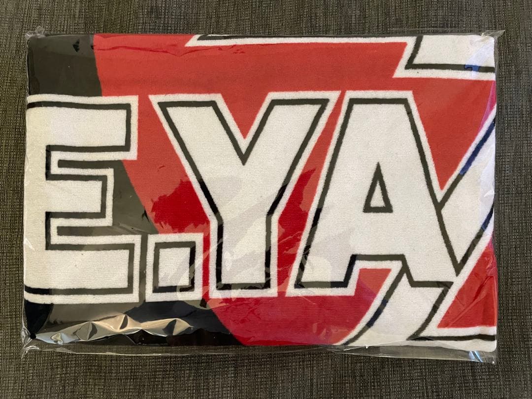 矢沢永吉 SBT スペシャルビーチタオル ロゴハート ブラック/ホワイト