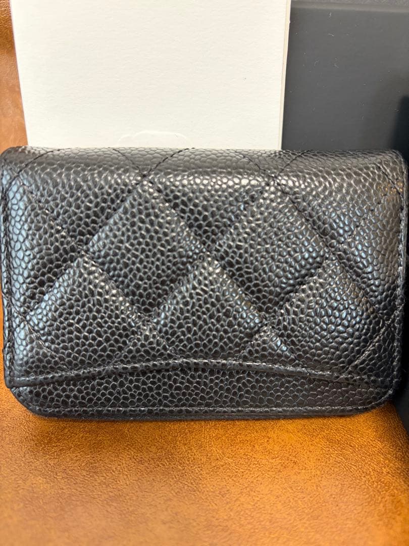 CHANEL ブラックレザー パース ゴールド