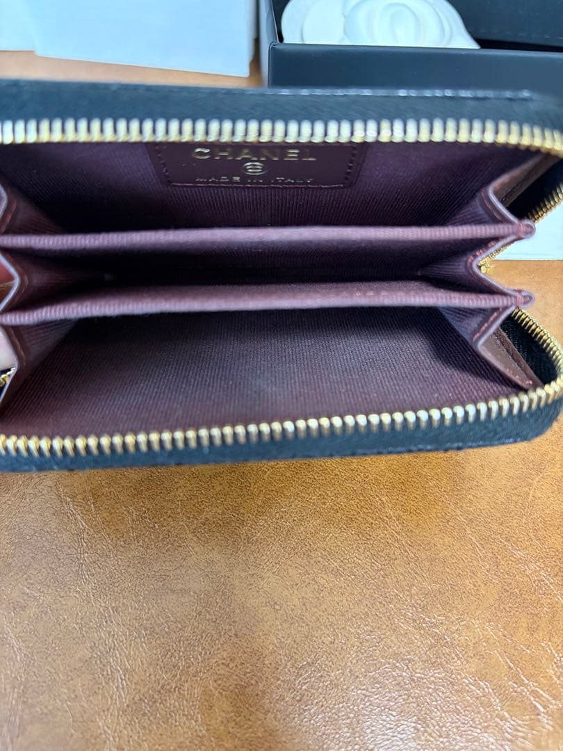 CHANEL ブラックレザー パース ゴールド