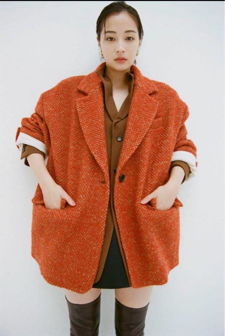 CLANE ✕広瀬すずレッド チェスターコート - メルカリ