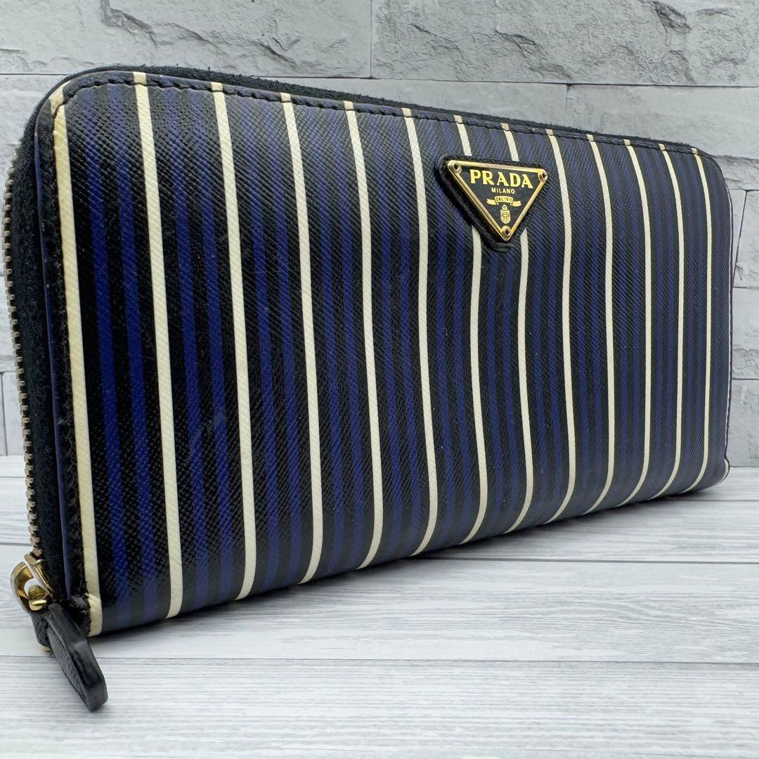 【激レア・美品】プラダ　ラウンドファスナー　三角ロゴ　サフィアーノ　ストライプ