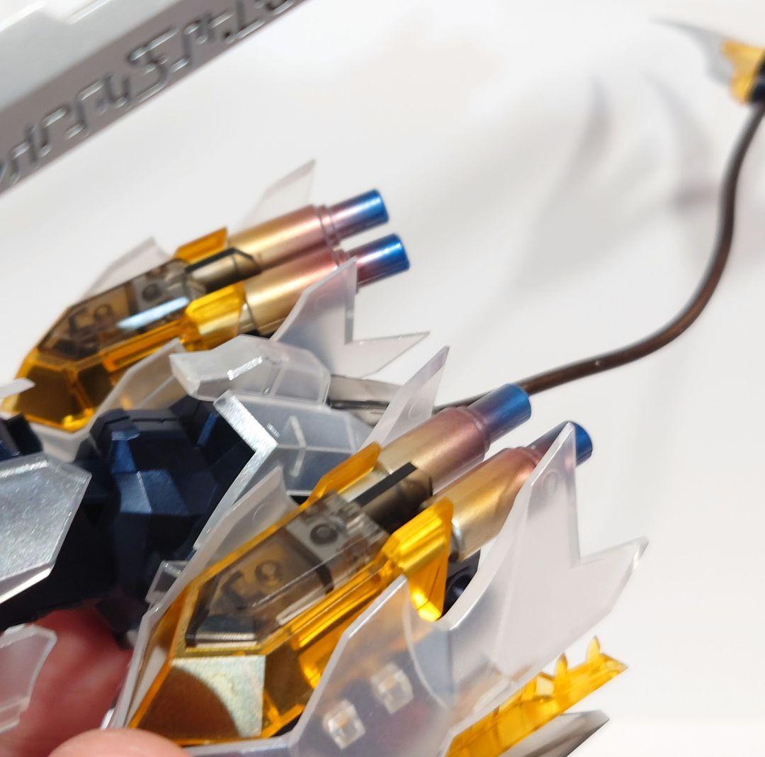 ゾイドもどきムゲンライガー クリアver.電飾付パール塗装グロス仕上げ