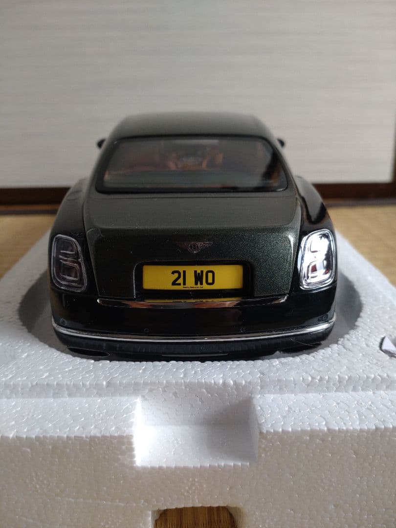 ベントレーミュルザンヌ　Almost Real　1/18