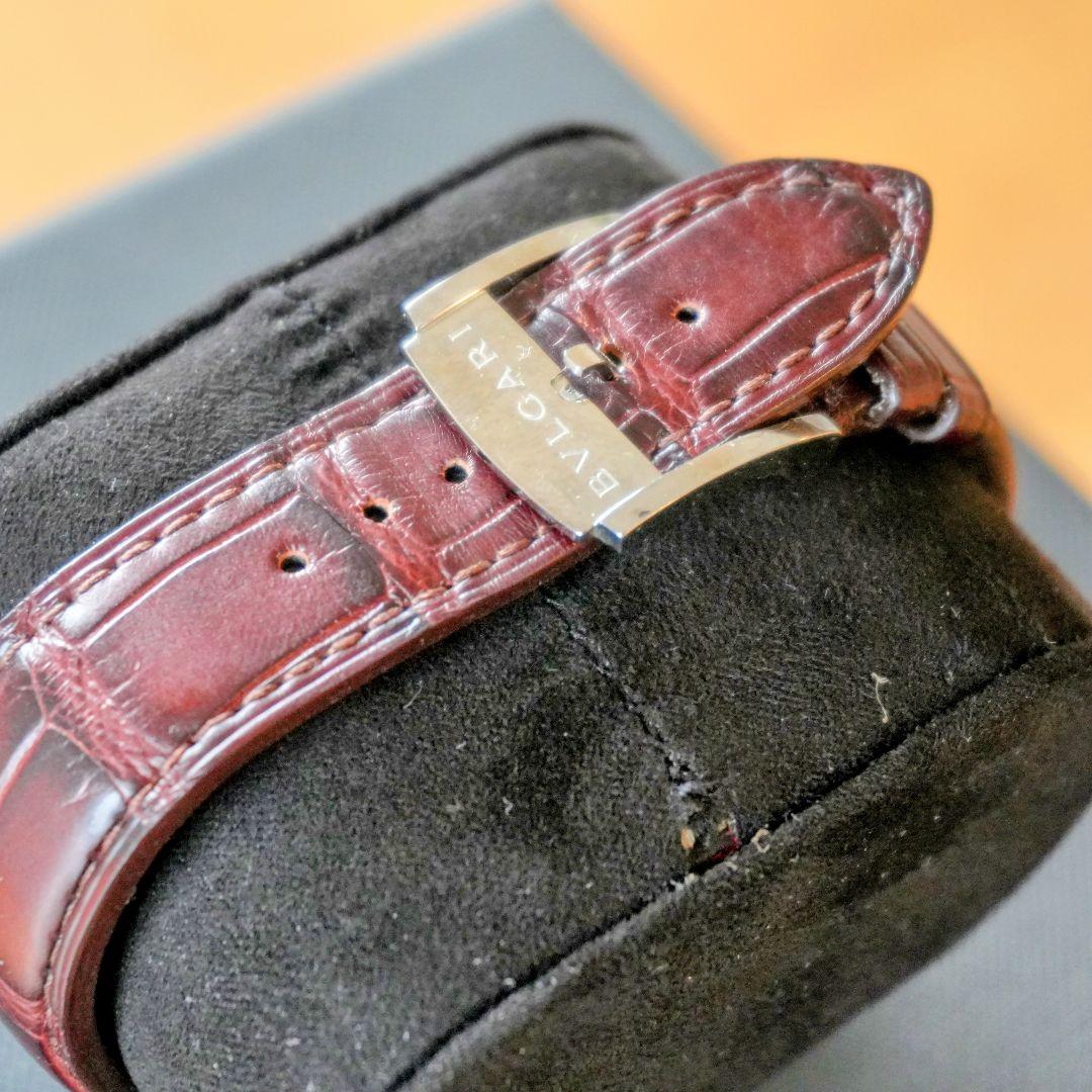 【美品・正規保証書付】ブルガリ オクト ローマ 102703 使用数回程度