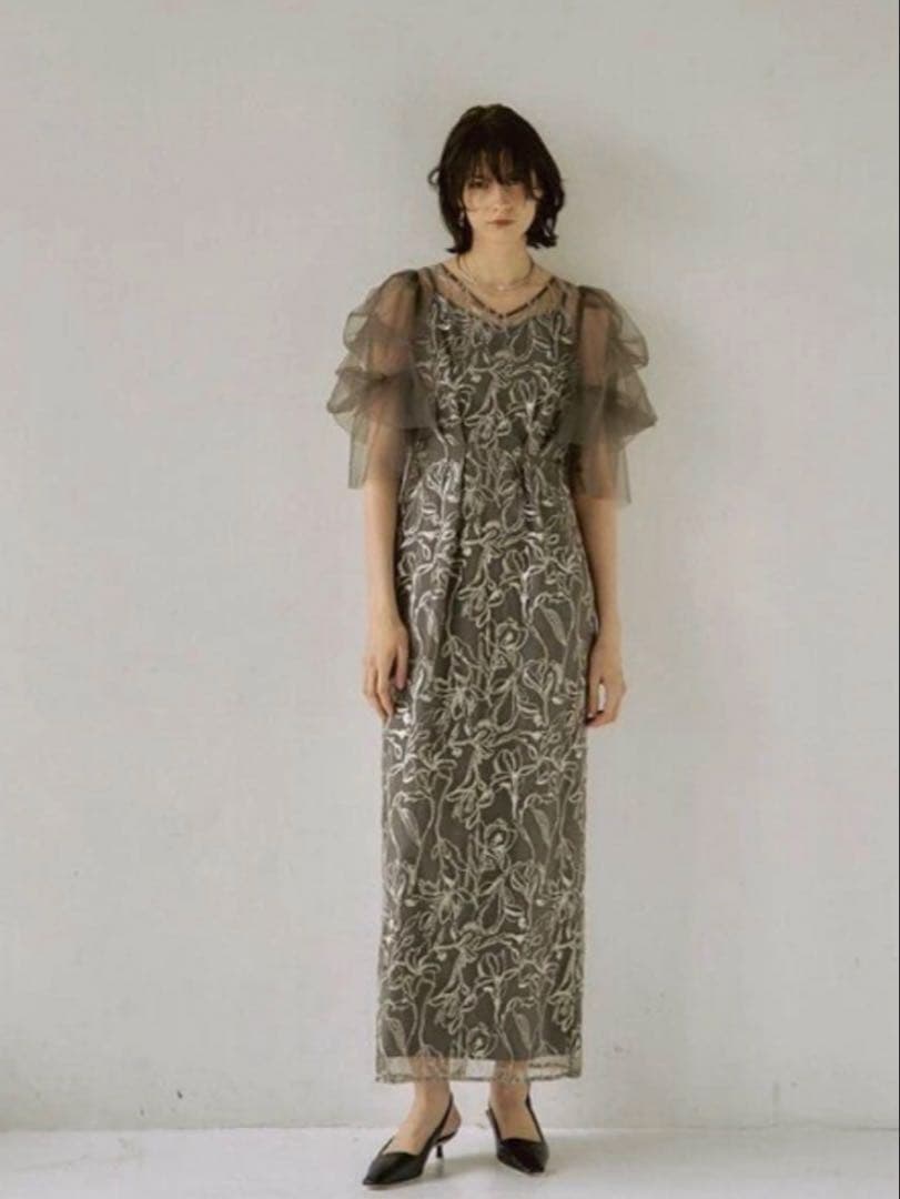 Lerureリルアー♡ Fluffy sleeve pencil dress