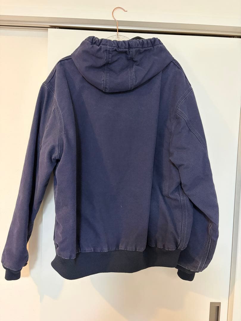 Carhartt ネイビー フード付きジャケット