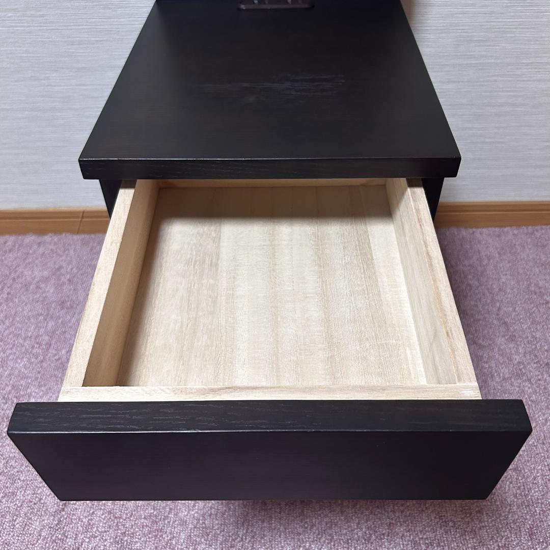 IDC 大塚家具 ナイトテーブル 棚付き 2個口 コンセント付 オーク材