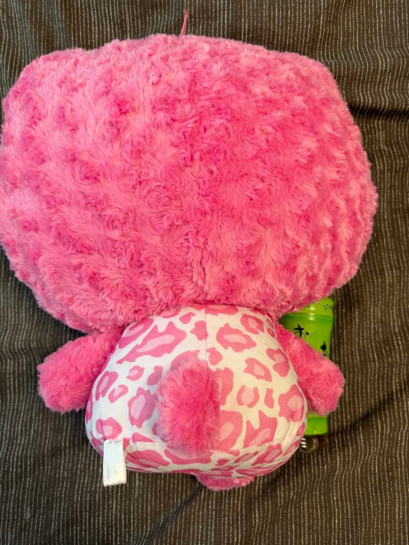 ヒョウ柄リボン付きハローキティ　特大ぬいぐるみ