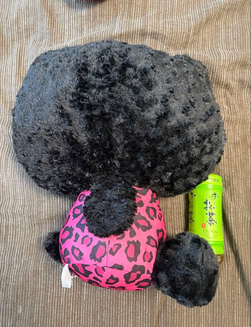 ヒョウ柄リボン付きハローキティ　特大ぬいぐるみ