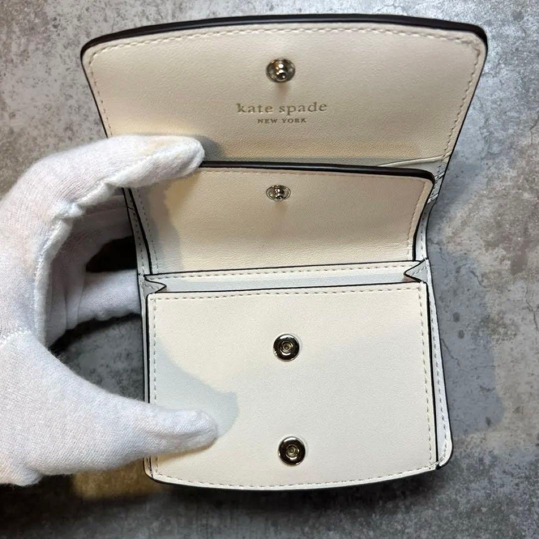 再値下げ‼️kate spade 二つ折り財布 ケイトスペードニューヨーク