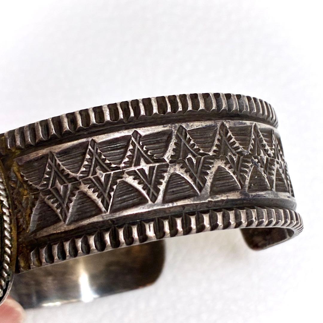 Smile　ターコイズストーン シルバーバングル　レオナルドマロニー